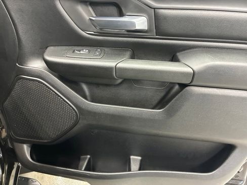 Used 2019 RAM 1500 Tradesman AWD/4WD image 9