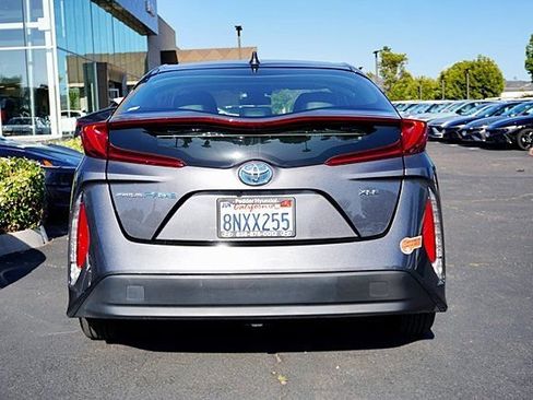 Used 2020 Toyota Prius Prime XLE FWD image 9