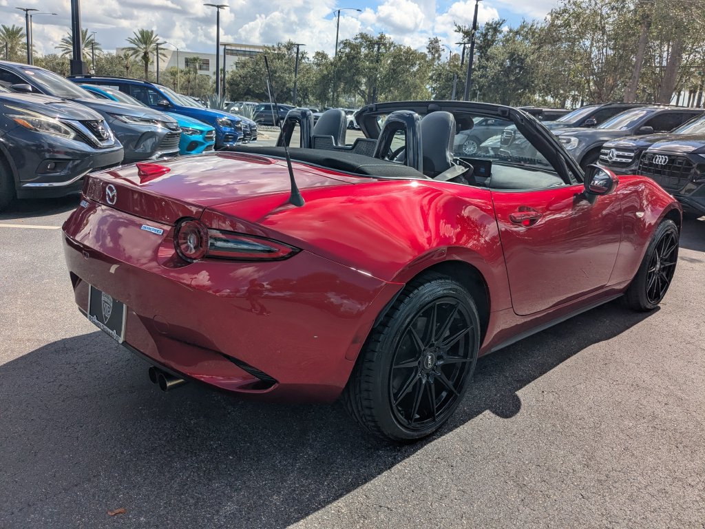 Used 2024 MAZDA MX-5 Miata Grand Touring RWD image 13