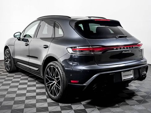 Certified 2023 Porsche Macan S AWD/4WD image 3