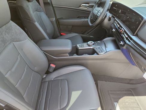 New 2026 Kia Sportage SX Prestige AWD/4WD image 11