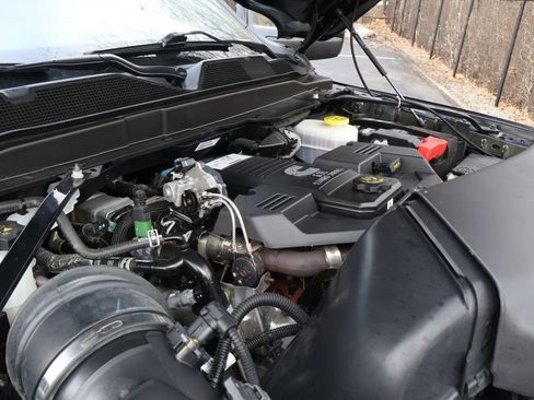 Used 2024 RAM 3500 Tradesman image 14