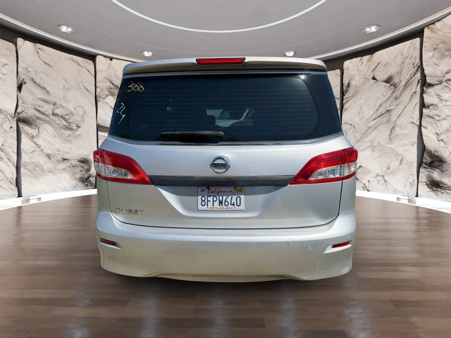 Used 2013 Nissan Quest S FWD image 7