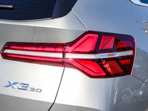 New 2026 BMW X3 xDrive30 w/ Premium Package image 5