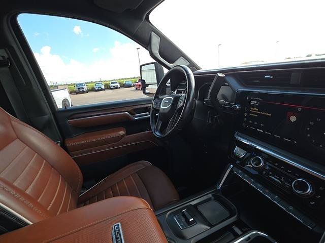 Used 2024 GMC Sierra 2500 Denali Ultimate w/ Max Trailering Package AWD/4WD image 18