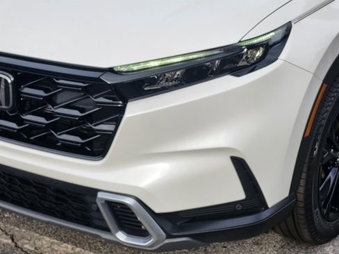 Used 2025 Honda CR-V Sport Touring image 8