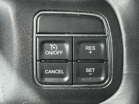 Used 2018 Jeep Wrangler Unlimited Sport S image 24