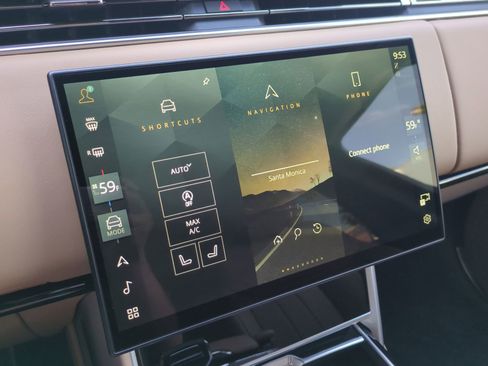 New 2026 Land Rover Range Rover SE image 19