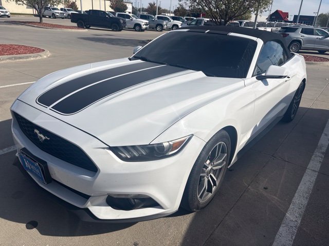 Used 2016 Ford Mustang Premium RWD image 3