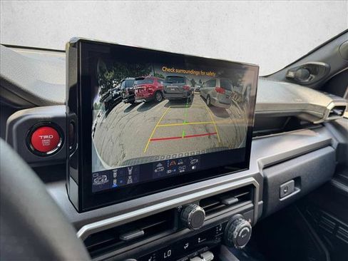 Certified 2025 Toyota 4Runner TRD Off-Road Premium AWD/4WD image 13