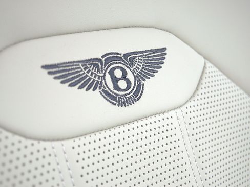 Certified 2023 Bentley Bentayga AWD/4WD image 26