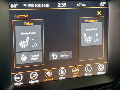 Used 2022 Jeep Renegade Altitude w/ Convenience Group image 20