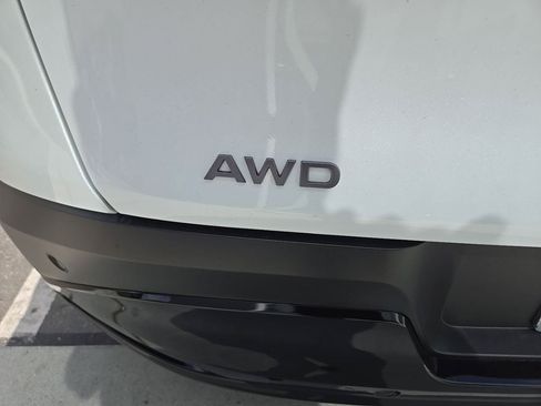 Certified 2026 Nissan Murano SV AWD/4WD image 4