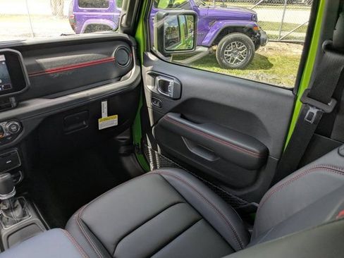 New 2026 Jeep Gladiator Rubicon AWD/4WD image 17