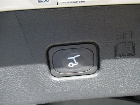 Used 2016 Ford Edge Titanium w/ Equipment Group 301A FWD image 35