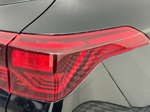 Used 2021 Kia Seltos S image 32