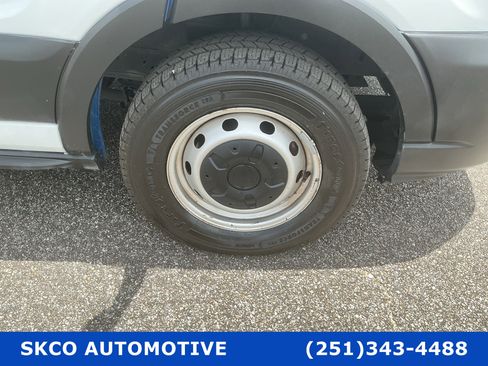 Used 2020 Ford Transit 250 Low Roof RWD image 9