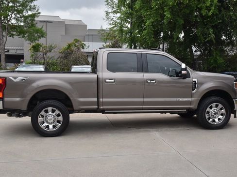 Used 2022 Ford F250 King Ranch w/ King Ranch Ultimate Package image 6
