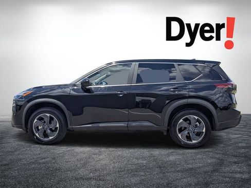 Used 2024 Nissan Rogue SV FWD image 8