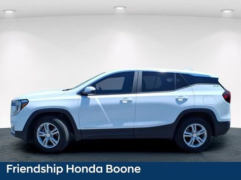 Used 2023 GMC Terrain SLE AWD/4WD image 14