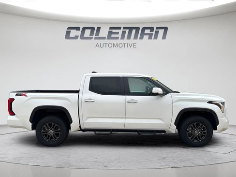 Used 2024 Toyota Tundra SR5 w/ SR5 Convenience Package AWD/4WD image 6