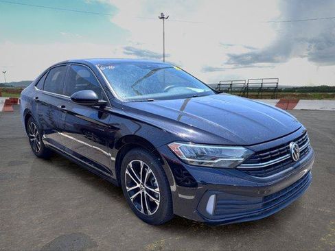 Used 2022 Volkswagen Jetta Sport FWD image 2
