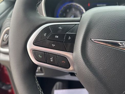 New 2026 Chrysler Pacifica Select image 18
