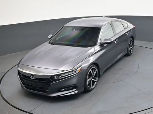 Used 2018 Honda Accord Sport image 27