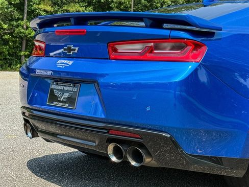 Used 2017 Chevrolet Camaro ZL1 RWD image 34