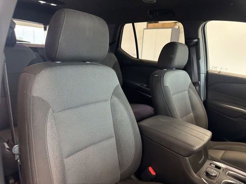 Used 2023 Chevrolet Traverse LT w/ LPO, Floor Liner Package AWD/4WD image 41