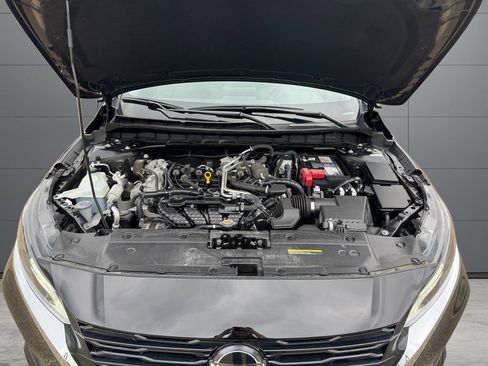 Used 2024 Nissan Altima 2.5 SV FWD image 20