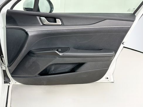 Used 2025 Kia K5 LXS image 30