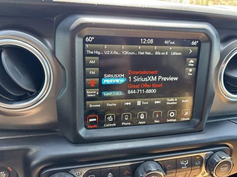 Used 2020 Jeep Wrangler Unlimited Rubicon AWD/4WD image 23