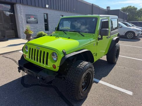 Used 2012 Jeep Wrangler Sport AWD/4WD image 3