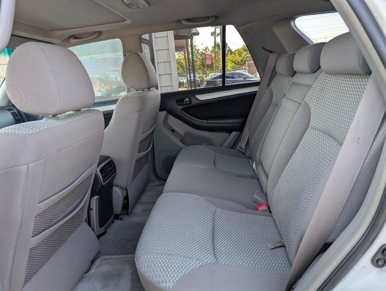 Used 2006 Toyota 4Runner SR5 RWD image 17