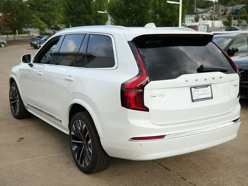 New 2026 Volvo XC90 T8 Plus image 7