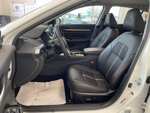 Used 2024 Nissan Altima 2.5 SR image 8