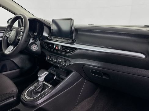 Used 2024 Kia Forte LX image 46