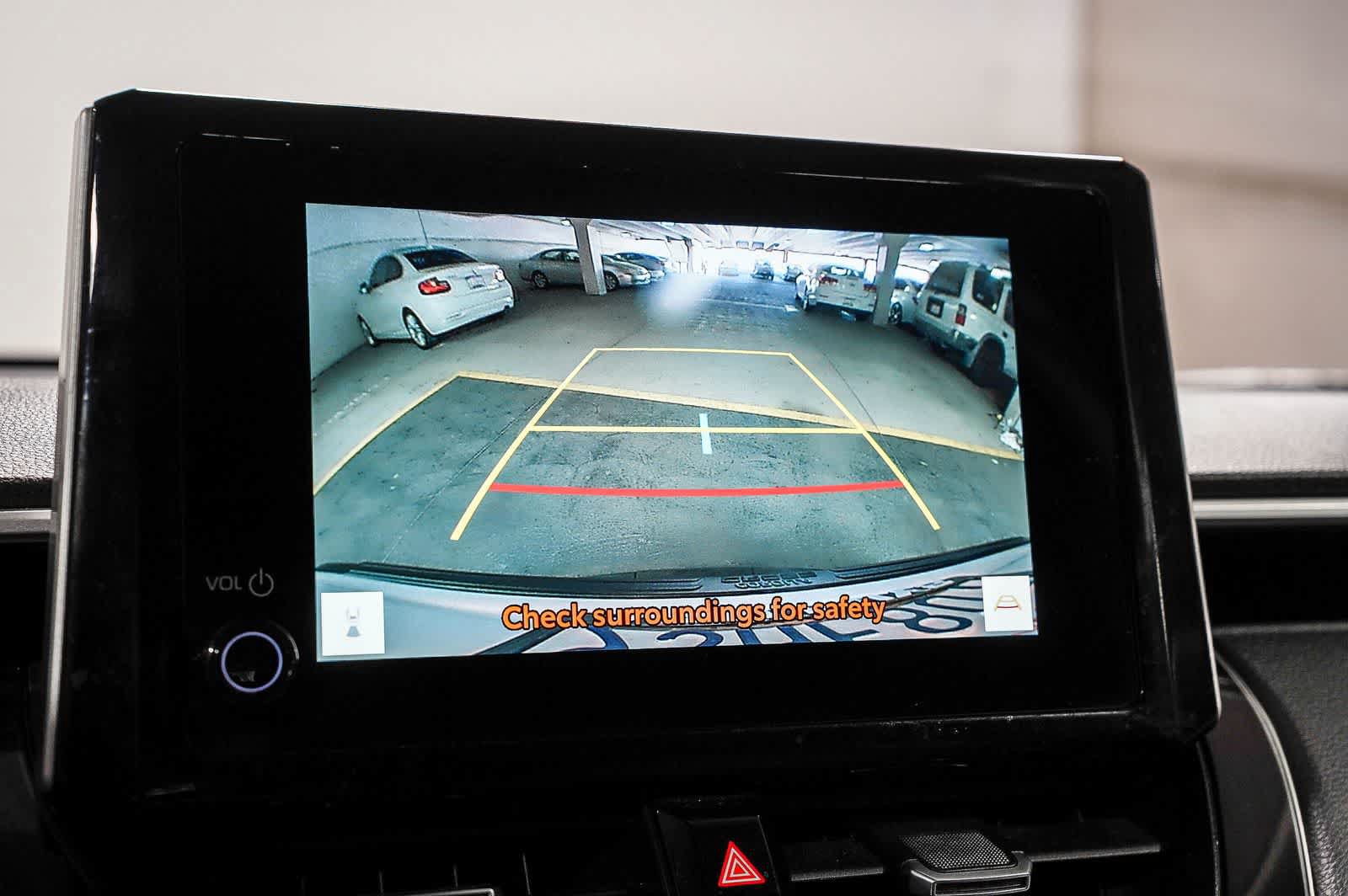 Used 2025 Toyota Corolla Cross XLE w/ Convenience Package FWD image 26