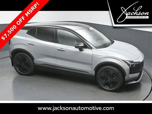 Used 2026 Volvo EX30 Cross Country Ultra image 39