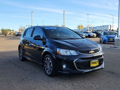 Used 2017 Chevrolet Sonic LT w/ Fun and Sun Package image 2