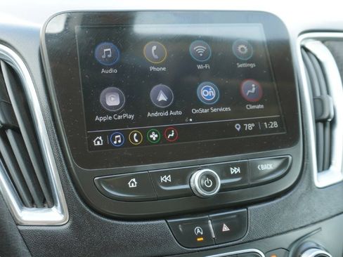 Used 2021 Chevrolet Malibu LT image 21