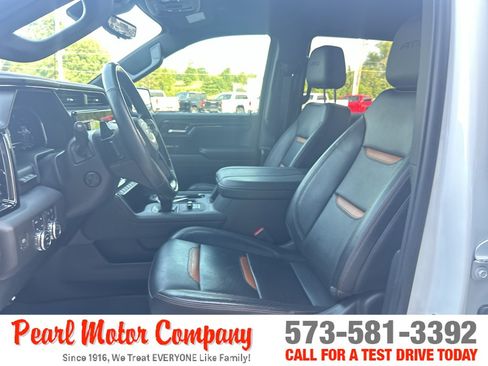 Certified 2024 GMC Sierra 1500 AT4 w/ Technology Package AWD/4WD image 12