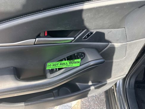 Used 2023 MAZDA CX-30 AWD 2.5 S w/ Select Package image 18