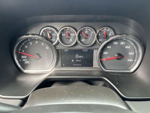 Used 2021 Chevrolet Suburban LT RWD image 33