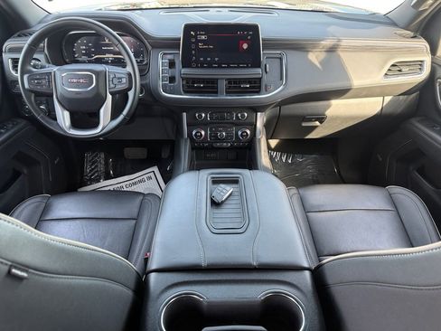 Certified 2024 GMC Yukon XL SLT image 12