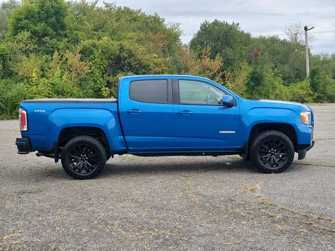 Used 2022 GMC Canyon Elevation w/ Trailering Package AWD/4WD image 4