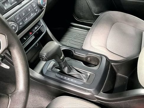 Used 2019 Chevrolet Colorado W/T w/ WT Convenience Package RWD image 19
