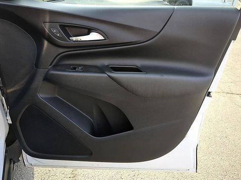 Certified 2023 Chevrolet Equinox LT FWD image 29