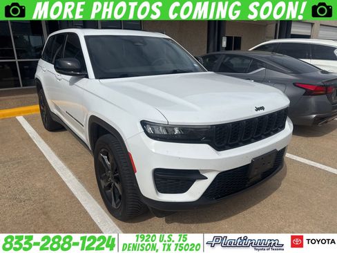 Used 2023 Jeep Grand Cherokee Altitude AWD/4WD image 1